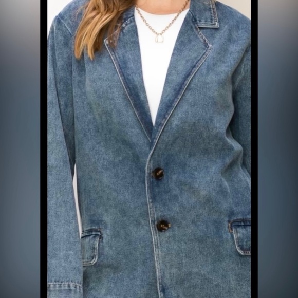 Blue Medium Wash Button Front Denim Jeans Jacket - Picture 3 of 4